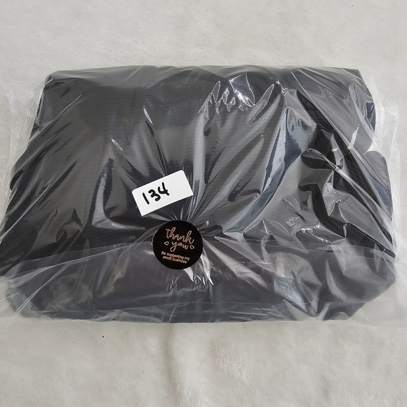 By.Dyln Wyatt Ribbed Long Sleeve Crop Top Black Size XS NWT Revolve - Picture 9 of 10